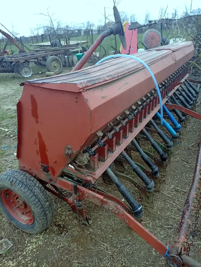 Semănătoare paioase